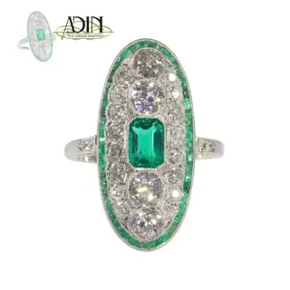 Vintage verlovingsring met oogverblindend mooie smaragd.