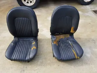 Seats for Alfa Romeo Duetto