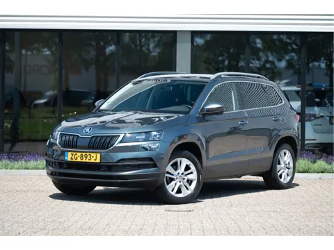 Škoda Karoq 1.5 TSI ACT Style DSG | Trekhaak | Navi | Camera | ACC | Sportstoelen
