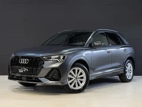 Audi Q3 45 TFSI e S edition | 1e Eigenaar | NAP | 2x S-line | Sfeerverlichting | Apple Carplay | Spo