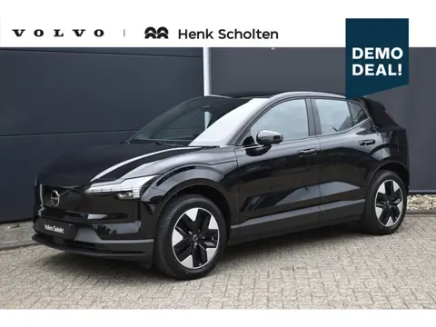 Volvo EX30 P3 Plus Europa 51 kWh | Stoel -/Stuurwielverwarming | Elektrisch verstelbare voorstoelen 