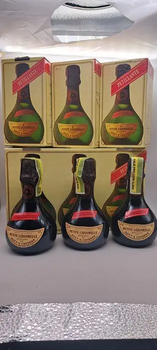 Moët &amp; Chandon - Petite Liquorelle - 20cl - 3 flessen