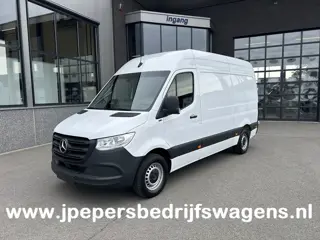 Mercedes-Benz Sprinter 315 CDI L2 H2 RWD Pro MBUX / Trekhaak / Camera / Cruise control / Airco / 270