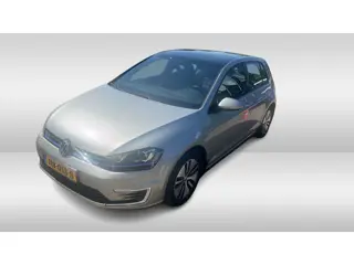 Volkswagen Golf 1.4 TSI GTE / Trekhaak / Camera / Navigatie / 16'' / DAB / Cruise Control