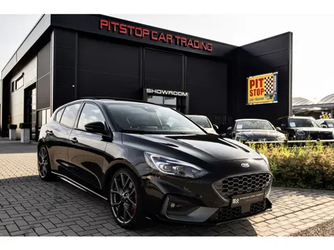 Ford Focus 2.3 EcoBoost ST-3, Pano, B&O, HUD, ACC, Dealer onderhouden!
