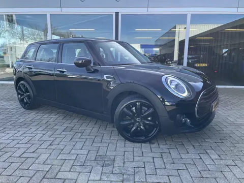 MINI Clubman 1.5 One John Cooper Works Leer / Lmv / Cruise / Sportstoelen / Schuif-kantel / Led