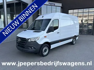 Mercedes-Benz Sprinter 317 CDI L2 H2 Pro LED / MBUX / Navigatie / Camera / Parkeersensoren / Cruise 