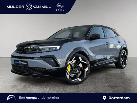 Opel Mokka Electric GSE EV 54kWh 280pk | ZWARTE MOTORKAP | SPORTSTOELEN | CAMERA | APPLE CARPLAY / A