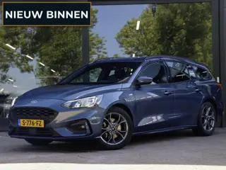 Ford Focus Wagon 1.0 EcoBoost ST-Line Automaat | Trekhaak | Winterpack