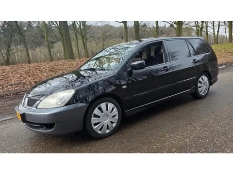 Mitsubishi Lancer Station Wagon 2.0 Intense Airco