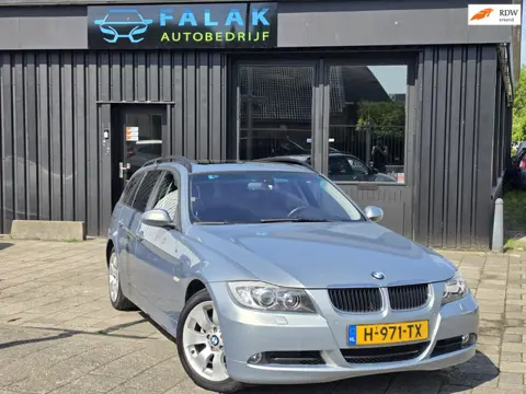 BMW 3-serie Touring 320i pano-km uniek