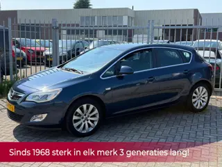 Opel Astra 1.4 Turbo Cosmo 120PK! NL AUTO NAP 2EIGENAAR! NAVI l Cruise l PDC l Airco l TREKHAAK l LE