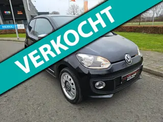 Volkswagen Up! 1.0 move up! black edition airco