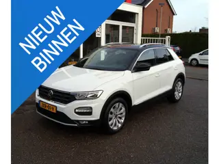 Volkswagen T-Roc 1.5 TSI Sport Navi,Clima,Trekhaak,pdc,RIJKLAARPRIJS!!