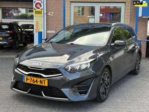 Kia Ceed Sportswagon 1.5 T-GDi GT-Line | Automaat | Trekhaak | Pano | Climate control | Park. sens. 