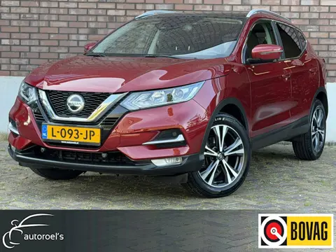 Nissan Qashqai 1.3 DIG-T / 140 PK / Trekhaak / Panoramadak / Apple CarPlay-Andorid / 4 NIEUWE MICHEL