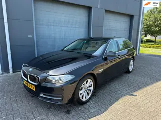 BMW 5-serie Touring 520d Executive 2013 Automaat