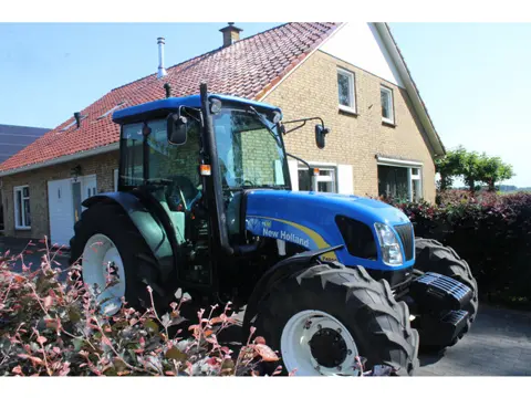 New Holland T4050 (bj 2010)