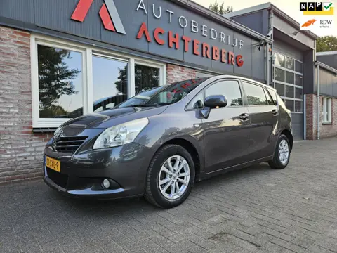 Toyota Verso 1.8 VVT-i Aspiration Automaat! Trekhaak! Camera! Airco/Clima! Cruise Control! NAP! Deal