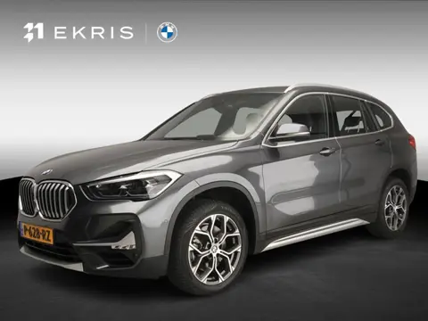 BMW X1 sDrive20i | Laserlicht | Leder | HUD | Sportstoelen | Stoelverwarming | Keyless | DAB | Hifi 