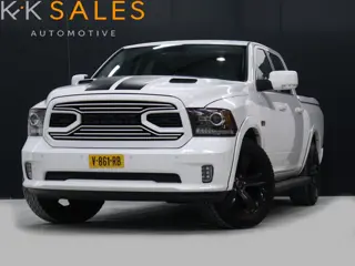 Dodge Ram 1500 5.7 V8 4x4 Crew Cab Laramie [TREKHAAK, CAMERA, STOELVERWARMING/VENTILATIE, ELEKTRISCH
