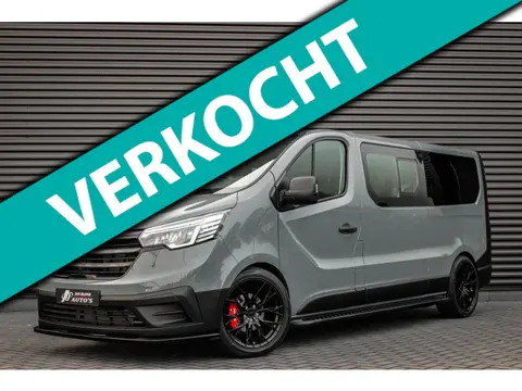 Renault TRAFIC L2H1 150PK DUBBEL CABINE LUXE / NAVIGATIE / AIRCO / VERLAAGD / START-STOP / PDC/ JB- 