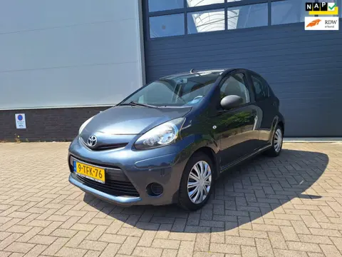 Toyota Aygo | 1.0 VVT-i Now | Airco | 2e eigenaar NAP | Lage kilometerstand |