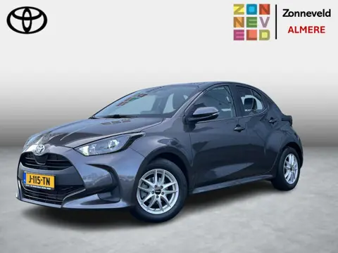 Toyota Yaris 1.0 VVT-i Active Apple Carplay / Android Auto / Lichtmetalen Velgen