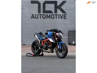 KTM Tour 1290 SuperDuke R ABS | Techpack | Veel carbon