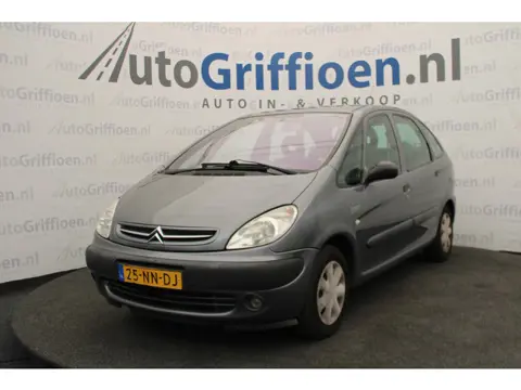 Citroën Xsara Picasso 2.0i-16V Différence 2 nette automaat met nieuwe APK bij aflevering