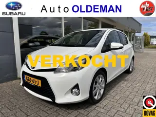 Toyota Yaris 1.5 Full Hybrid Dynamic HALFLEDER,CRUISE,CAMERA,CLIMA