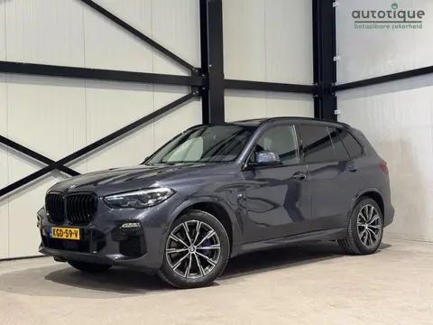 BMW X5 xDrive45e M-Sport | panorama | navi | leder | led | shadow line |