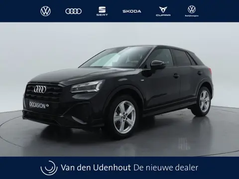 Audi Q2 35 TFSI S Edition | Stoelverwarming | Adaptive cruise | Zwart optiek |