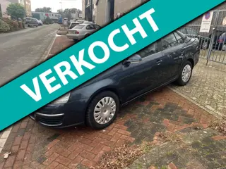 Volkswagen Jetta 1.6 FSI Trendline! 182 DKM! Airco! Trekhaak