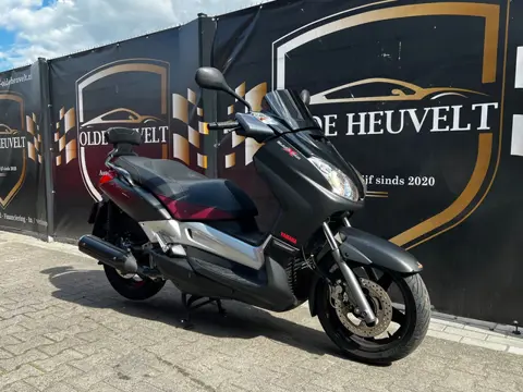 Yamaha Scooter 250R X-Max Black edition