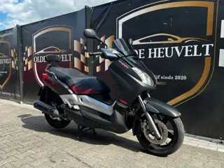 Yamaha Scooter 250R X-Max Black edition
