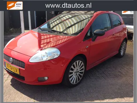 Fiat Grande Punto 1.4-16V Sport nieuwe apk