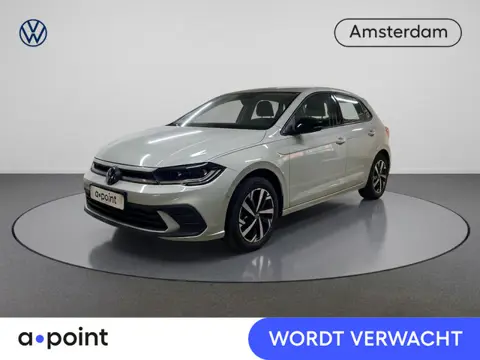 Volkswagen Polo 1.0 TSI Life Move 110 pk Automaat (DSG) | Navigatie | Parkeersensoren (Park assist) 