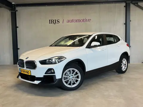 BMW X2 sDrive18i - Trekhaak - Cruise Control - Navi - All-Season