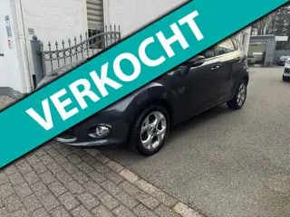 Ford Fiesta 1.6 Titanium airco navi sportvelgen