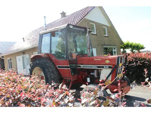 Case IH 645