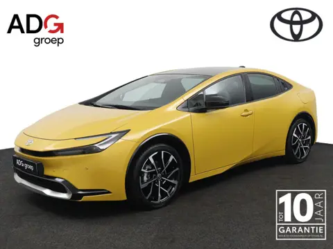 Toyota Prius 2.0 Plug-in Hybrid 220 Executive | Panoramisch Dak | Stoel en Stuurverwarming | Keyless