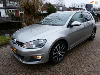 Volkswagen Golf 1.4 TSI 140pk Highline Automaat 5-deurs Clima Navi Trekhaak