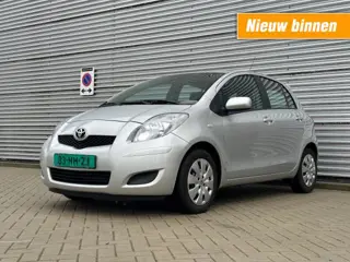 TOYOTA YARIS 1.3 VVTI ASPIRATION AIRCO !!