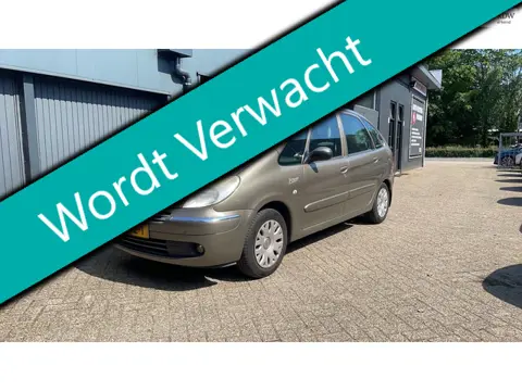 Citroen Xsara Picasso 1.6i-16V 129.000km. 2e eig. Clima Cruise Trekhaak 1200kg.