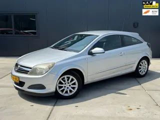 Opel Astra GTC 1.6 Edition 2005 Automaat Airco