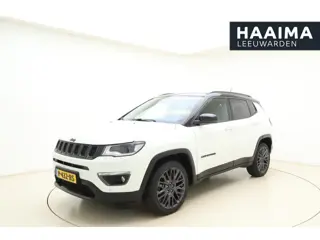 Jeep Compass 4xe 240 Plug-in Hybrid Electric S | Navigatie | Lederen bekleding | Panoramisch schuifd