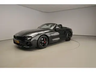 BMW Z4 Roadster sDrive30i | M-Sportpakket | LED | Leder | HUD | Active cruise | Windscherm | Stoelve