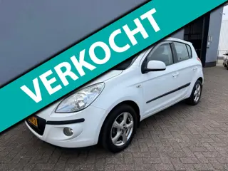 Hyundai I20 1.2i DynamicVersion 5-Deurs - LMV