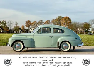 Volvo PV 444 Charmante pistache klassieker met whitewalls